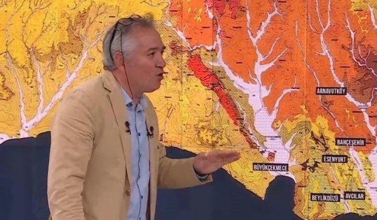 <p><strong>AVCILAR, BEKLİKDÜZÜ, BÜYÜKÇEKMECE VE BAKIRKÖY'E DİKKAT ÇEKTİ</strong></p>
<p>Özellikle doldurulmuş yerlere binaların yapıldığı Avcılar, Beylikdüzü, Büyükçekmece ve Bakırköy gibi yerlere dikkat edilmesi gerektiğini ifade eden uzman, <strong>"Lokal olarak baktığımız zaman riski daha düşük olan yerler de var. Arnavutköy, Çatalca... Avrupa yakasında buralarda zemin sağlam. Haritada koyu kahverengi ve turuncuyla işaretlenmiş yerlerde zemin sağlam, bu nedenle deprem sonrası tehlike daha düşük."</strong> sözlerine yer verdi.</p>
