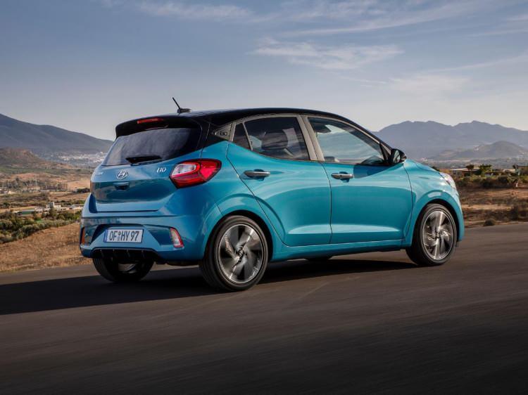 <p>4- <strong>HYUNDAI i10</strong></p>
<p>Tip: 1.2 MPI Donanım Tipi: Style Fiyat: <strong>432 bin TL</strong></p>