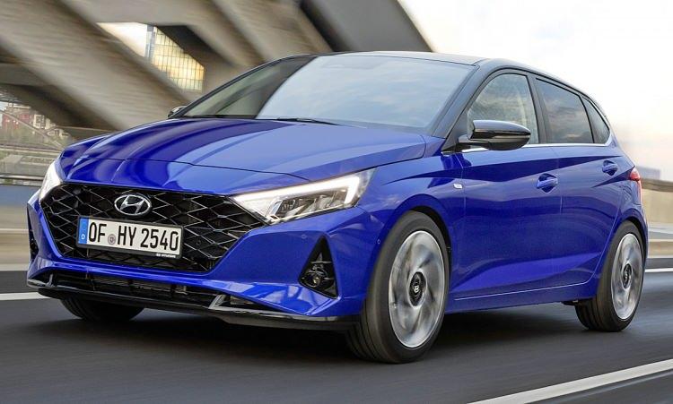 <p>12-<strong> HYUNDAI i20</strong></p>
<p>Tip: 1.4 MPI Donanım Tipi: Jump Fiyat: <strong>466 bin 500 TL</strong></p>