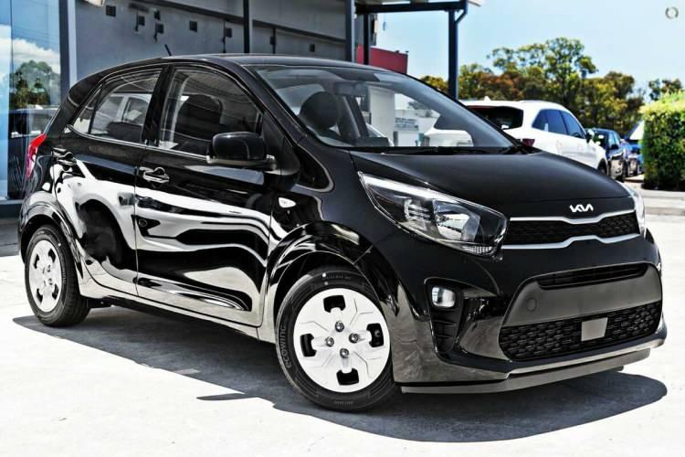 <p>15-<strong> KIA Picanto</strong></p>
<p>Tip: 1.2 MPI Donanım Tipi: Feel Fiyat: <strong>470 bin TL</strong></p>