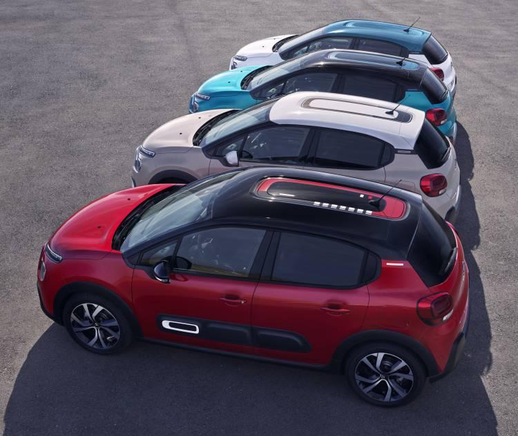 <p>16- <strong>CITROEN C3</strong></p>

<p>Tip: 1.2 PureTech Donanım Tipi: Feel Fiyat: <strong>474 bin 400 TL</strong></p>

