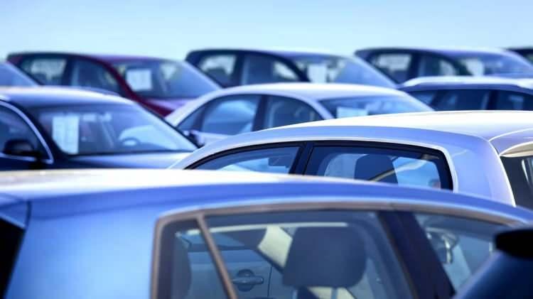 <p>Otomobil satışları şubat ayında bir önceki yılın aynı ayına göre yüzde 56,5 artarak 58 bin 907 oldu. <br />
 </p>
