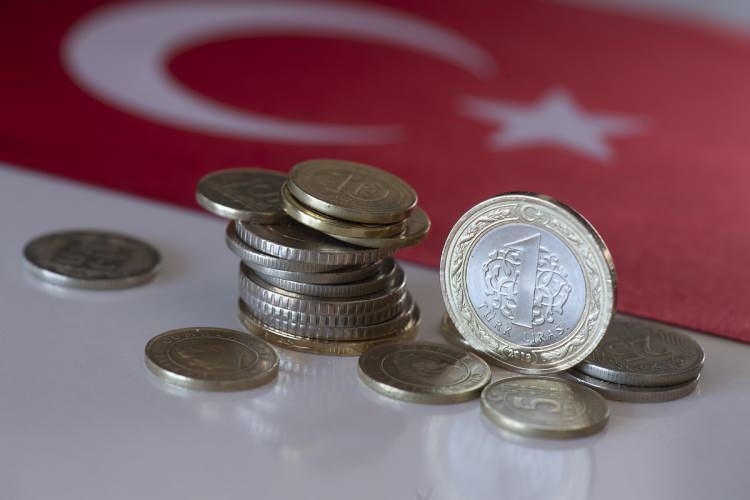 <p>Her bir taşıt için ödenecek olan MTV, taşıta ilişkin idari para cezaları ile geçiş ücretinin en az yüzde 10'unun ödenmesi şartıyla taksit ödeme süresince fenni muayeneye izin verilecek.</p>