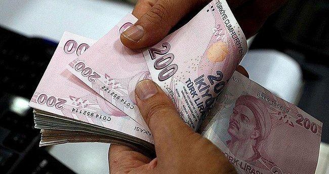 <p>Kanunla Kurumlar Vergisi Kanunu'nda yapılan d&uuml;zenlemeyle iştirak hissesi ve pay alımı dolayısıyla yapılan ve devir sonrasına tekab&uuml;l eden finansman giderlerinin, devir sonrası devir alan kurum tarafından indirim yapılabileceği hususu netleştiriliyor.</p>
