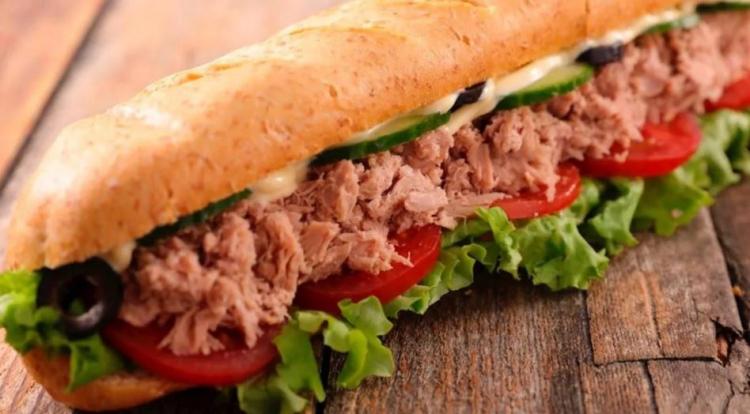 <p><strong>91. Bocadillo de at&uacute;n &ndash; İspanya</strong></p>

<p>&nbsp;</p>
