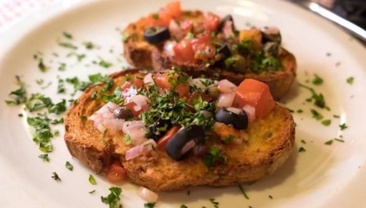 <p><strong>88. Ħobż biż-żejt &ndash; Malta</strong></p>

<p>&nbsp;</p>
