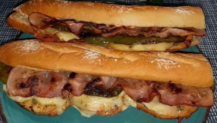 <p><strong>93. Bocadillo de lomo &ndash; İspanya</strong></p>
