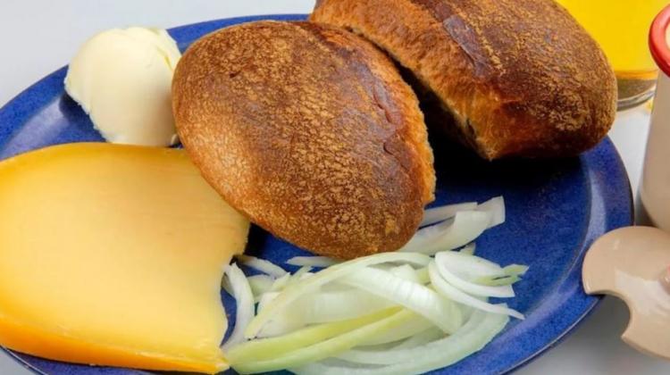 <p><strong>85. Halve Hahn &ndash; Almanya</strong></p>
