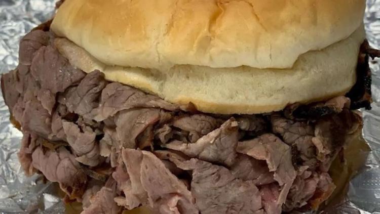 <p><strong>78.&nbsp; Pit Beef Sandwich &ndash; ABD</strong></p>
