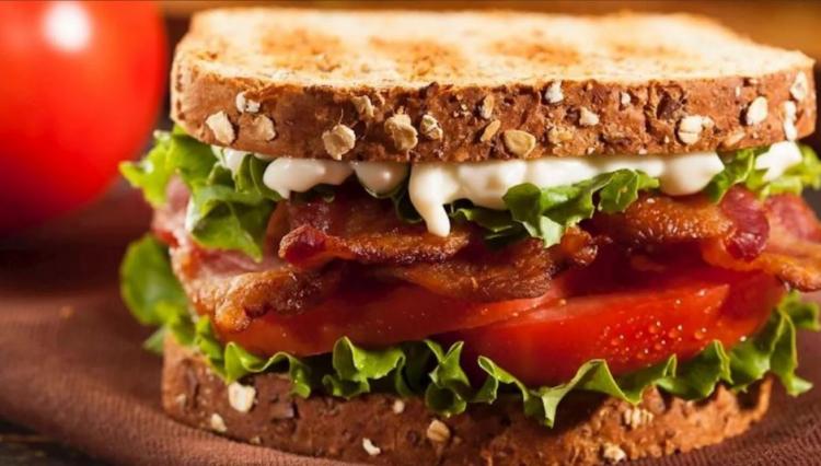 <p><strong>67. BLT Sandwich ABD</strong><br />
&nbsp;</p>
