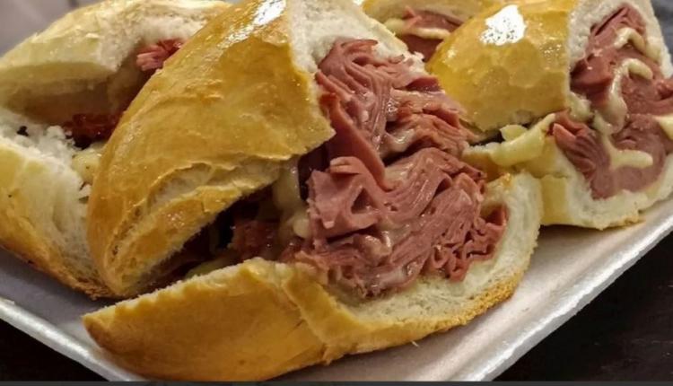 <p><strong>56. Sanduiche de mortadella &ndash; Brezilya</strong></p>
