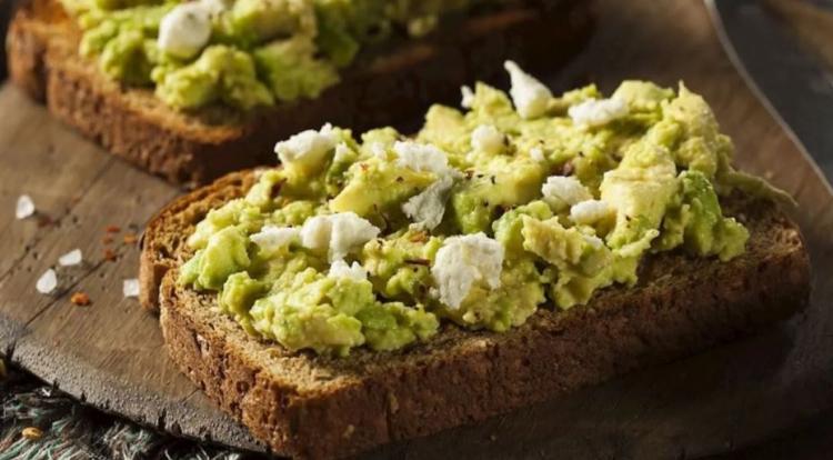 <p><strong>44. Avocado Toast &ndash; ABD</strong></p>
