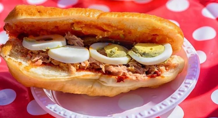 <p><strong>39. Fricassee &ndash; Tunus</strong></p>
