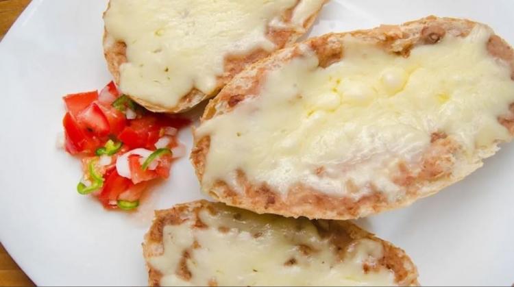 <p><strong>33. Mollete (Mexico) &ndash; Meksika</strong></p>
