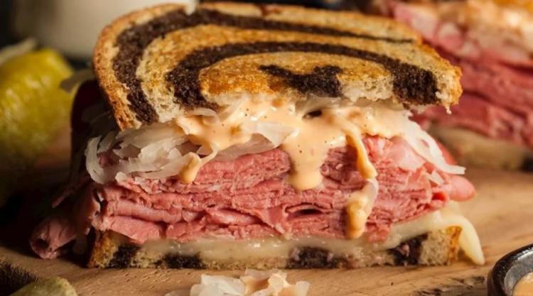 <p><strong>20. Reuben &ndash; ABD</strong></p>
