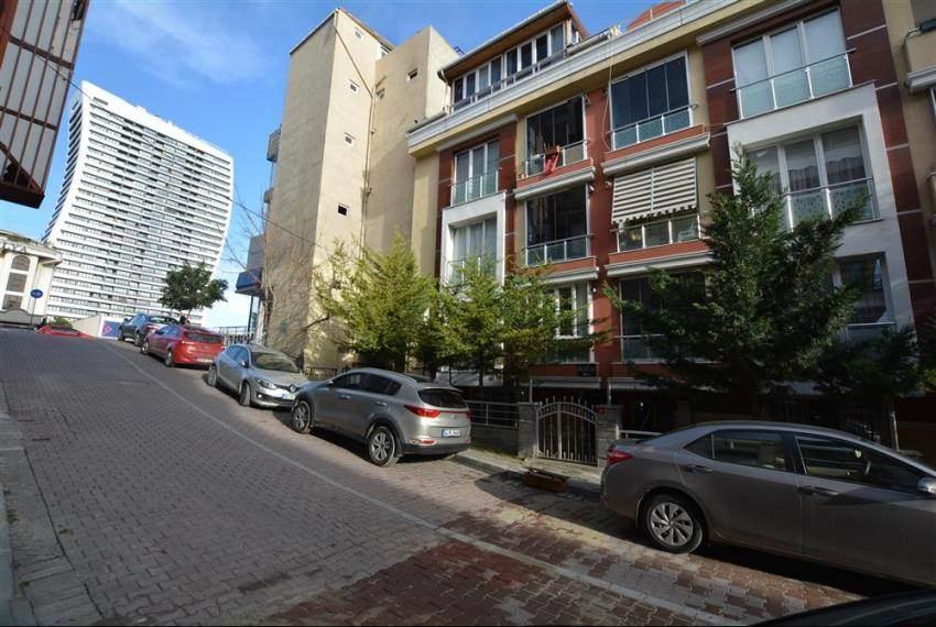 <p><strong>25- İstanbul / Avcılar / Cihangir mahallesi</strong><br />
<br />
65.757 kişi</p>