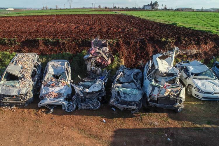 <p>Şoförler ve Otomobilciler Odası Başkanı Turabi Bayır, depremin yıkıcı etkisinin hayatın birçok alanında görülebildiğini söyledi.</p>