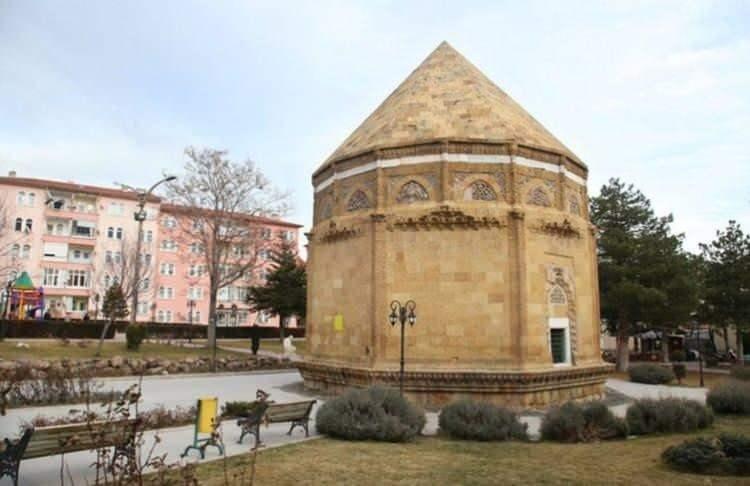 <p>NİĞDE</p>

<p> </p>
