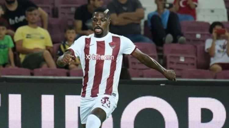 <p>Kévin Soni<br />
<br />
Eski takımı: Hatayspor<br />
<br />
Yeni takımı: Asteras Tripoli</p>
