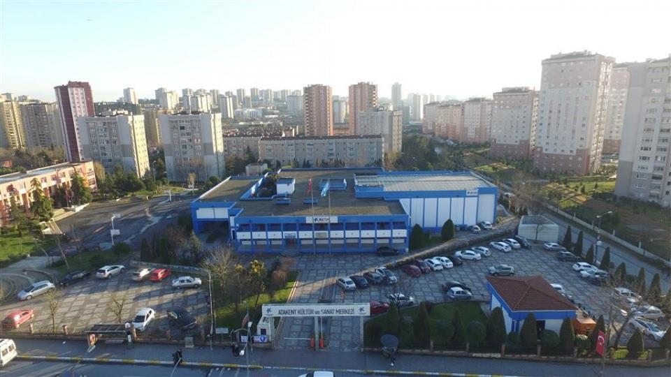 <p><strong>4- İstanbul/ Küçükçekmece / Atakent mahallesi</strong><br />
<br />
103.195  kişi</p>
