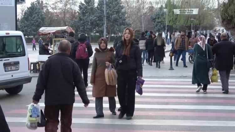 <p>KİRALIK DAİRE FİYATLARI UÇUŞA GEÇTİ</p>