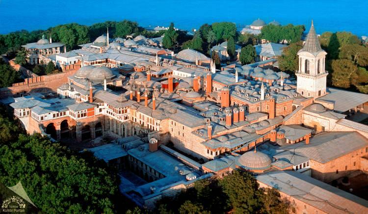 <p><strong>TOPKAPI SARAYI'NIN ZEMİN VE YAPISAL BİNA GÜÇLENDİRME PROJESİ DE TAMAMLANDI</strong></p>
<p>İstanbul'un tarihi yapılarından Topkapı Sarayı da birçok deprem geçirdi. </p>