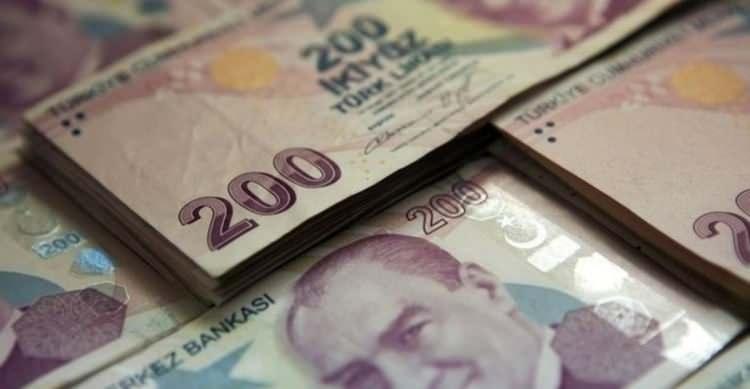 <p>Taban aylıklar Bağ-Kur esnaf için 5 bin 456 lira 67 kuruştan 5 bin 990 liraya yükseliş oluyor.</p>