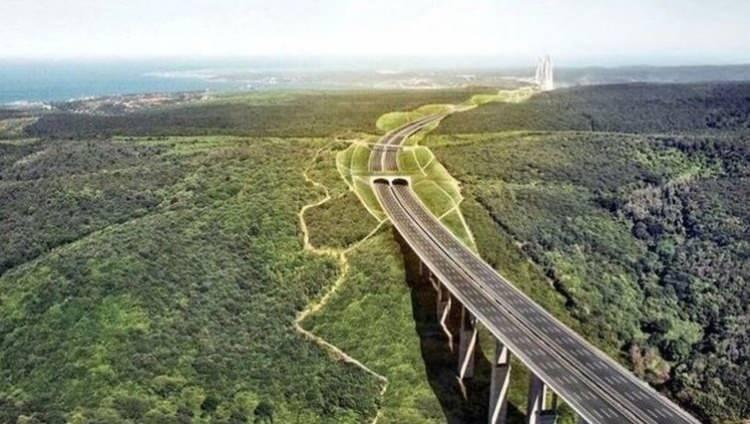 <p><strong>İSTANBUL İÇİN ACİL DURUM YOLU</strong></p>

<p>Kuzey Marmara Otoyolu'nun İstanbul için acil durum yolu olduğunu belirten Uluğtekin,</p>
