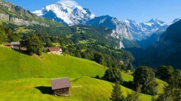 <p><strong>İsvi&ccedil;re: Yenilik</strong></p>
