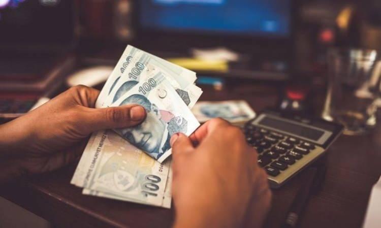 <p><strong>DENİZBANK</strong></p>

<p>SGK emekli maaşını ilk defa DenizBank'a aktarmayı taahh&uuml;t eden ve 3 yıl s&uuml;re ile maaşını alma s&ouml;z&uuml; veren EYT'lilere, 10.000 TL'ye varan nakit promosyon &ouml;demesi yapılacak. DenizBank'tan birden fazla emekli maaşı alan emeklileri &ouml;denecek promosyon tutarı maaş tutarlarının toplamı dikkate alınarak hesaplanacak. Kampanyanın 30.04.2023 tarihine kadar ge&ccedil;erli olduğu bildirildi.</p>
