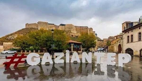 <p><strong>13- Gaziantep</strong></p> <p>Gaziantep 1 milyon 764 bin 544 nüfusa sahip olacaktı.</p> 