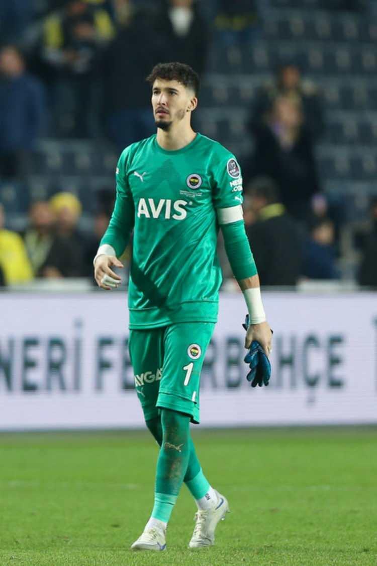 <p><strong>Altay Bayındır | 13 milyon euro</strong></p>