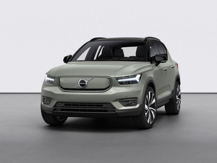 <p><strong>VOLVO XC40</strong></p>
<p>Fiyatı ise 1,8 milyon TL’den başlıyor.</p>