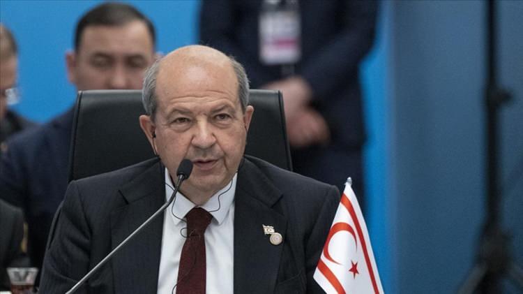 <p><strong>Tatar: “Kıbrıs davasına destekleri için Cumhurbaşkanı Erdoğan’a teşekkür ediyorum”</strong></p>

<p> </p>

<p>KKTC Cumhurbaşkanı Ersin Tatar da Cumhurbaşkanı Erdoğan’ın her zaman Kuzey Kıbrıs’ın yanında olduğuna değinerek, Birleşmiş Milletler 77. Genel Kurulu konuşmasında </p>
