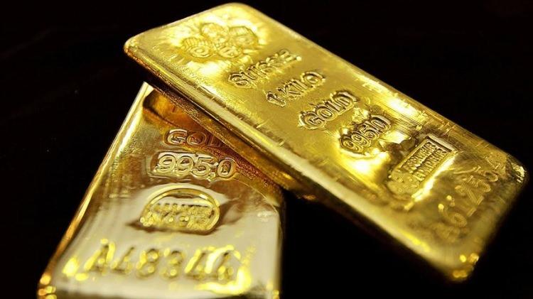 <p><strong>AVRUPA'DA CREDIT SUISSE HABERLERİ TAKİP EDİLİYOR</strong></p>
<p>ABD'de Silvergate ile başlayarak Silicon Valley Bank ile devam eden bankacılık krizi Avrupa'da Credit Suisse ile devam etti. Bankacılık krizine karşı 54 milyar dolarlık dev bir kurtarma paketi gelmesi Credit Suisse üzerinde bir miktar toparlanmaya neden olsa da bugün göstergeler yine kırmızıya döndü.</p>