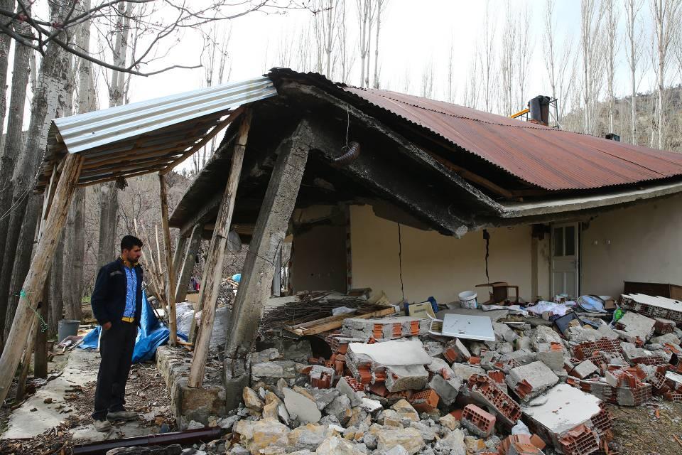 <p>Kahramanmaraş merkezli 6 Şubat'taki depremlerden etkilenen Adıyaman'da Sincik ilçesinin Şahinbeyler ve Askerhan köylerinde depremin verdiği zarar görüntülendi. </p>

<p> </p>
