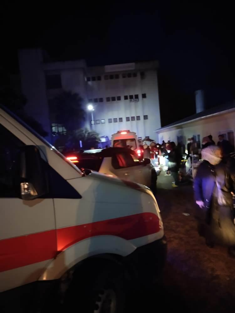 <div> Buradan ambulanslara alınan hastalar çevrede bulunan diğer hastanelere sevk edildi. </div>
<div> </div>