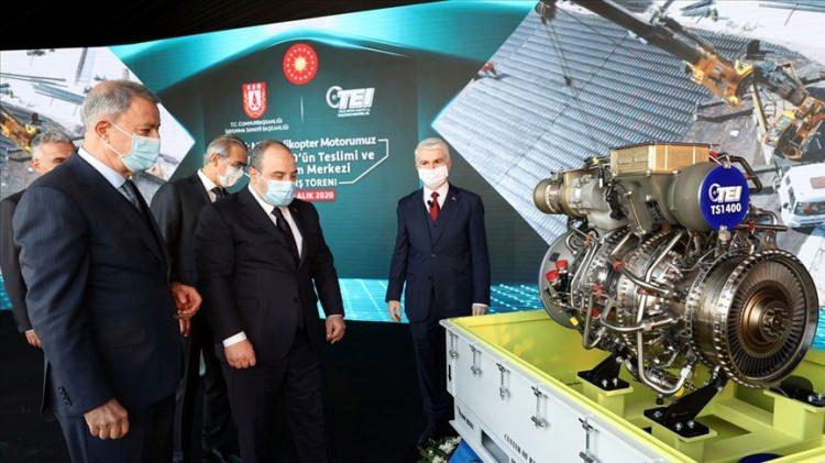 <p>Dünyada TEI-PD170 dışında 30 bin feet irtifaya çıkan pistonlu motor olmadığını vurgulayan Akşit,<strong> "Bizim motorumuz Allah'a şükür bu yüksekliğe çıktı. Şu anda Aksungur ile irtifa ve uçuş testlerine devam ediyoruz. Uçuş güvenliğini etkileyecek büyük hiçbir sorun çıkmadı. Motoru olgunlaştırma süreci devam ediyor. Hedefimiz bu yılın ilk yarısında TEI-PD170 motorunun olgunlaştırma test sürecini tamamlayıp, Aksungur'da seri imalatta uçmasını sağlamak. Pistonlu İHA motorlarında, yüksek irtifa konusunda dünyada bir numarayız."</strong> diye konuştu.</p>
