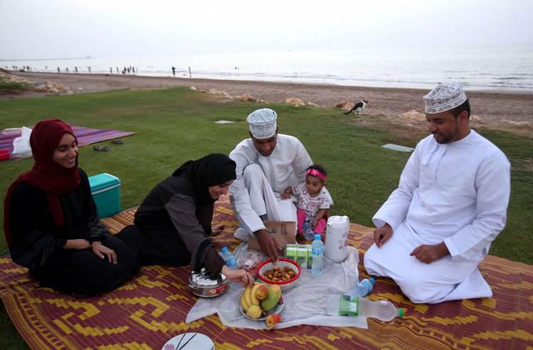 <p>Maskat, Umman: 14 saat</p>
