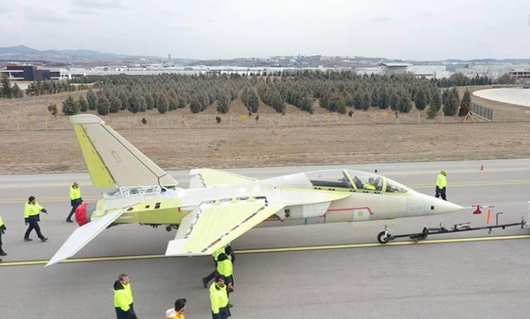 <p><span style="color:#800000"><strong>HÜRJET</strong></span></p>