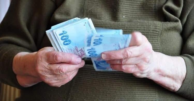 <p>Türkiye Emekliler Derneği Başkanı Kazım Ergün de ikramiyelerin 5.500 liraya çıkarılmasını istedi.<br />
 </p>
