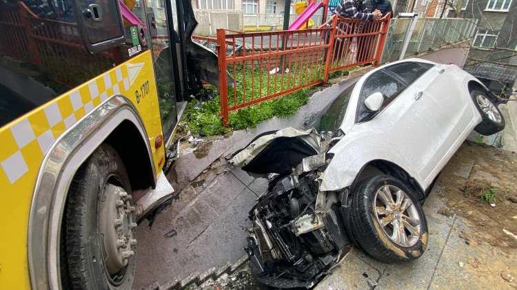 <p>Kaza, saat 12.30 sıralarında Kağıthane Şirintepe Mahallesi’nde meydana geldi.</p>
