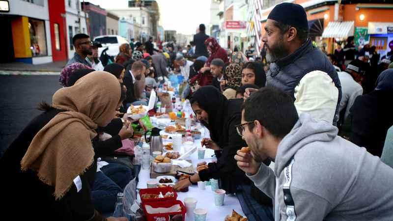 <p>Cape Town, Güney Afrika: 12 saat 30 dakika</p>
