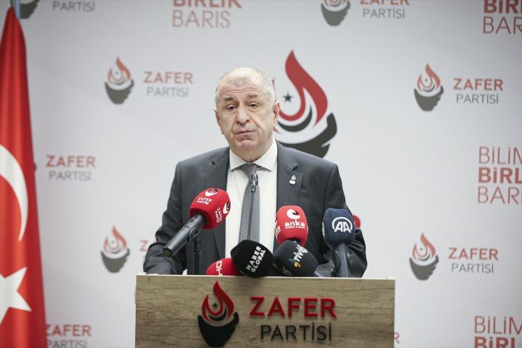 <p><strong>ZAFER PARTİSİ</strong></p>

<p>Ümit Özdağ'ın başkanı olduğu Zafer Partisi, Adalet Partisi, Türkiye İttifakı Partisi ve Ülkem Partisi ile birlikte ATA İttifakı içinde.</p>
