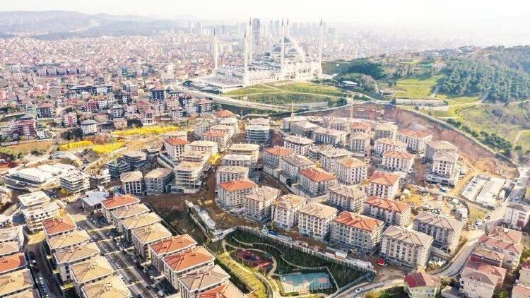 <p><strong>9.) Kredi desteğinden yararlanmak için tüm komşuların anlaşmaları mı gerekiyor?</strong><br />
</p>
<p>Kredi desteğinden faydalanmak için binanın anlaşma ile tahliye edilmesi şartı aranıyor.</p>