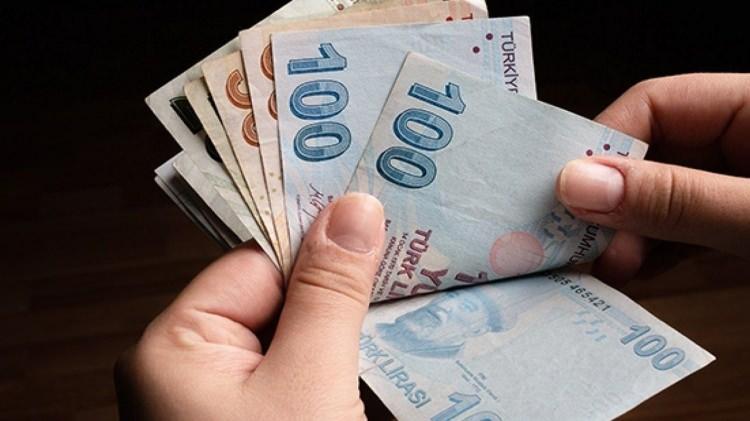 <p>Sayın Cumhurbaşkanımız ve Çevre Şehircilik ve Eğitim Bakanlığımızın üstün gayretleri Hazine ve Maliye Bakanlığımızın finansal çareler bulunabilmedeki başarısı ve Sayın Cumhurbaşkanının iradesinin yere konmaması için her gün konut temeli atılıyor. Bu konutlar altyapılarıyla yanlarındaki hastaneleri, okulları, camileriyle inşa edilecek şekilde planlanıyor. Doğru bir yerde, doğru bir zeminde bu binaların inşa edilmesi için adımlar atıyoruz." değerlendirmesinde bulundu.</p>