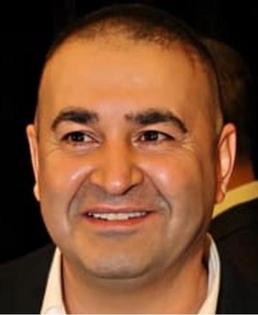 <p><span style="color:rgb(178, 34, 34)"><strong>"FIRSAT BULDUKÇA ZİYARET EDİN"</strong></span></p>

<p><strong>Gün boyu depremzedelerle birlikte olan Şafak Sezer, "Türkiye'ye geçmiş olsun, Allah geride kalanlara sağlık ve sıhhat versin. Biz çocuklarla eğlenmeye geldik, akşamda geri gideceğiz. </strong></p>
