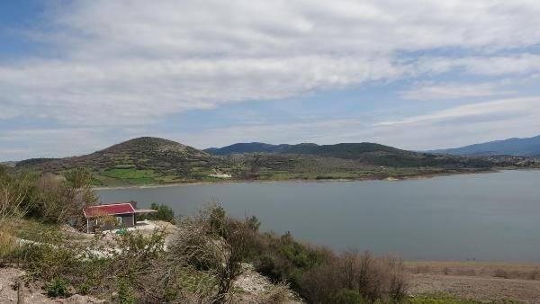 <p>Kaz Dağları bu zaman kadar mart ayı boyunca hiç karsız kalmamıştı. İlk defa bu yıl Kaz Dağları'nın zirvesi karsız kaldı. Kar çok az yağdı" dedi.</p>
