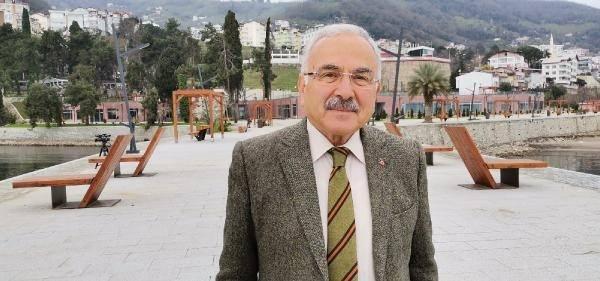 <p>‘DOĞAL YAPISINI DEĞERLENDİRDİK’ </p>

<p> </p>

<p>Ordu Büyükşehir Belediye Başkanı Mehmet Hilmi Güler, yasaya uygun olmayan gökdelenlerin yıkılarak, alanın halkın kullanımına açıldığını söyledi. Bölgenin doğal yapısını bozmadan çevre düzenleme çalışması yaptıklarını belirten Güler, “Ordu’nun 110 kilometre sahili var. Bu sahiller halkımızın. Dolayısıyla burası halkımızın kullanması gerektiği yerlerdi. Buradaki gökdelenleri yıkıp yeşil alan yaptık ve halkımıza açtık. Binalar yıkılırken de vatandaşımız buraya akın etti. Burada denize girdi. Alanı çevre düzenlemesiyle geliştirdik. Ağaçlar diktik. Oturma grupları koyduk. Burayı halkımıza açtık. Tamamen sosyal ihtiyaçlara cevap verecek şekilde, doğasını bozmadan, ağaçların en ufak bir tahribatına zarar verilmesine engel olarak doğal yapısını değerlendirdik” diye konuştu.</p>
