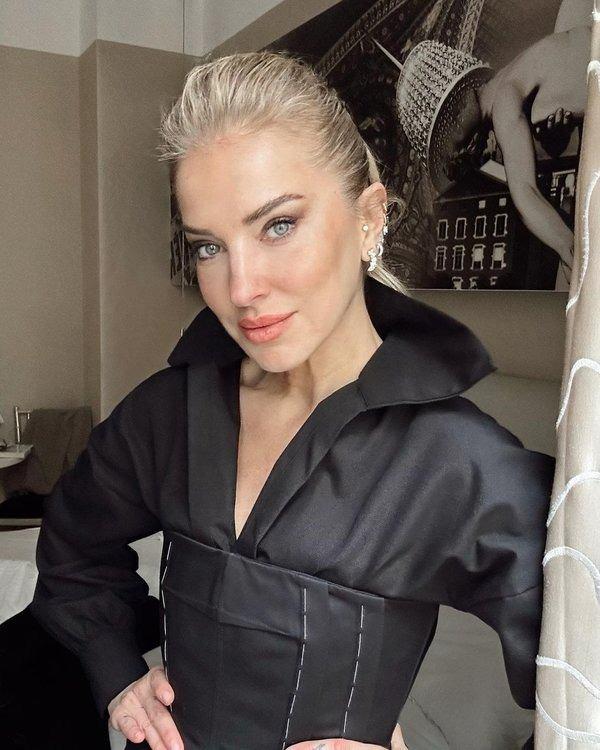 <p><span style="color:#FF0000"><strong>"ARTIK HER ŞEY YOLUNA GİRDİ"</strong></span></p>

<p><strong><span style="color:#000000">Aile bireylerine iş bulan, çocukların okullarına devam etmesini sağlayan Esmersoy, şu ifadeleri kullandı:</span></strong></p>

<p><strong><span style="color:#000000">"Büyük felaketi Hatay’da yaşadılar, yıkılan evlerinden kurtulduktan sonra geldikleri Ankara’da yerleştirildikleri otelden 15 Şubat itibarıyla çıktılar. Ama artık her şey yoluna girdi. D. okula yerleştirildi, A. online eğitimine devam ediyor, N. de artık iyi.</span></strong></p>
